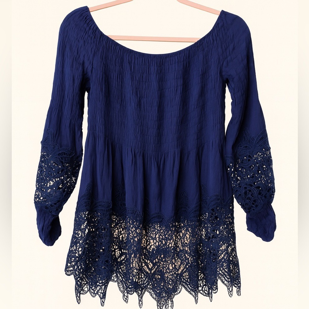 Liv Los Angeles Smocked Boho Lace Top | Size Medium | Gorgeous Detailing | EUC